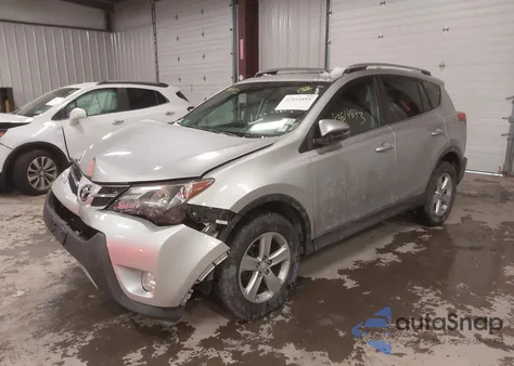 2013 Toyota Rav4 Xle z USA, uszkodzony, nr VIN 2T3RFREV8DW012624